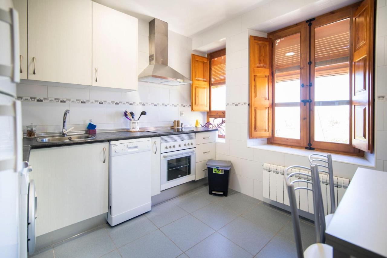 Apartamentos Ribera Del Duero Las Escuelas Vadocondes Buitenkant foto